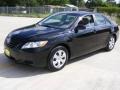 Black - Camry LE Photo No. 7