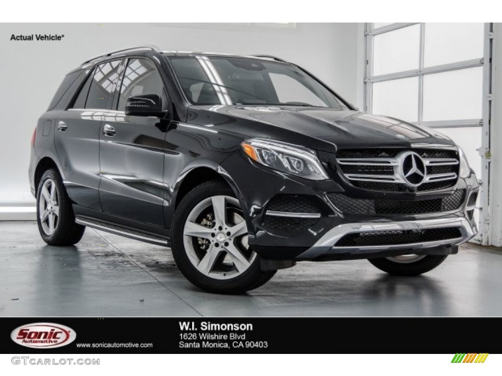 2017 GLE 350 - Black / Black photo #1