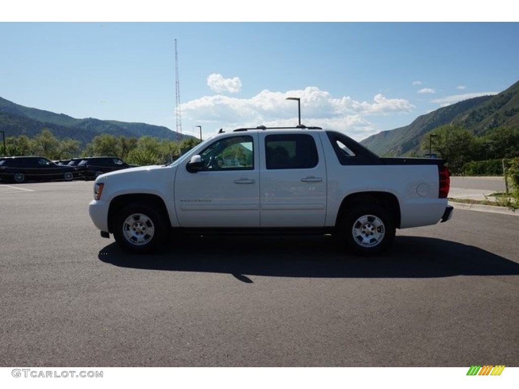 2011 Avalanche LS 4x4 - Summit White / Ebony photo #9