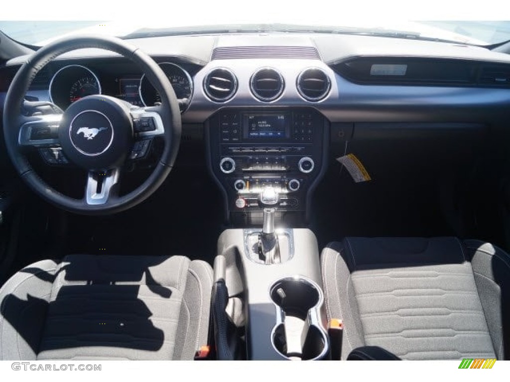 2017 Mustang GT Coupe - Oxford White / Ebony Recaro Sport Seats photo #7