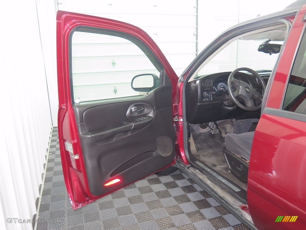 2008 TrailBlazer LT 4x4 - Red Jewel / Ebony photo #23