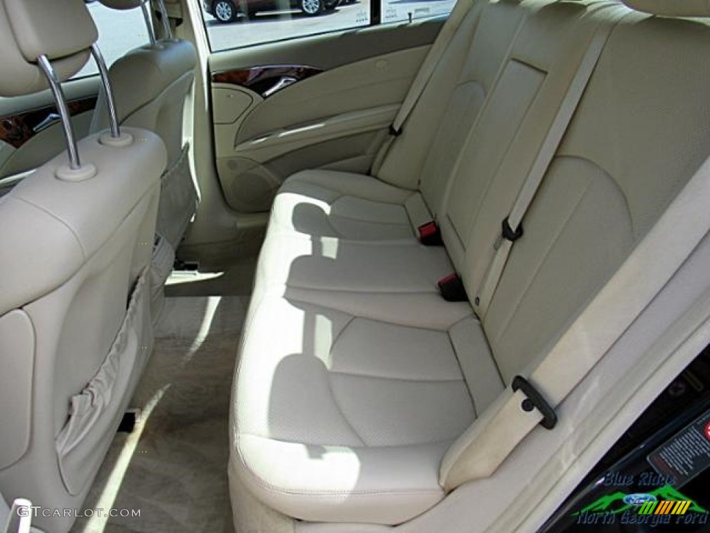 2005 E 320 Sedan - Midnight Blue / Ash photo #14