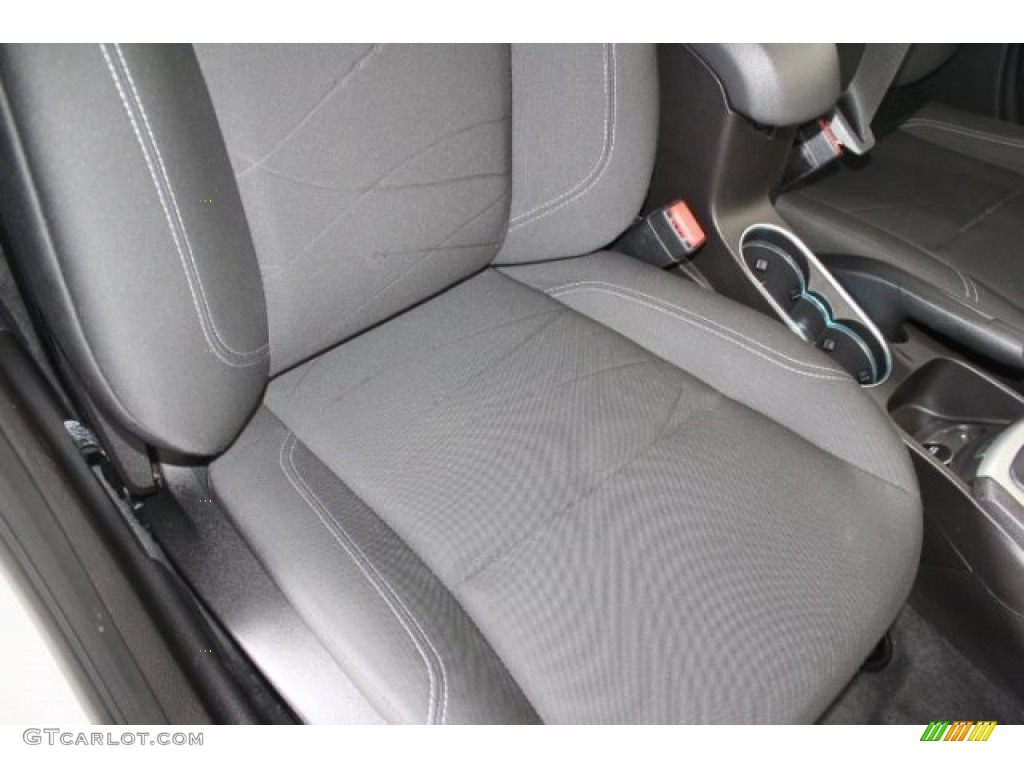 2015 Fiesta SE Sedan - Ingot Silver Metallic / Charcoal Black photo #31