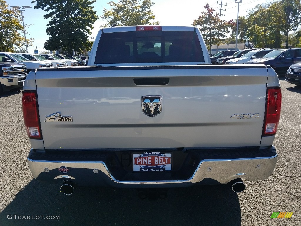 2017 1500 Big Horn Crew Cab 4x4 - Bright Silver Metallic / Black/Diesel Gray photo #5