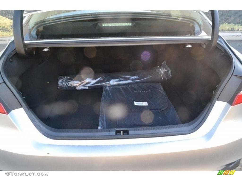 2018 Camry LE - Celestial Silver Metallic / Ash photo #8