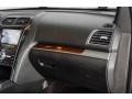 2016 Magnetic Metallic Ford Explorer Platinum 4WD  photo #27