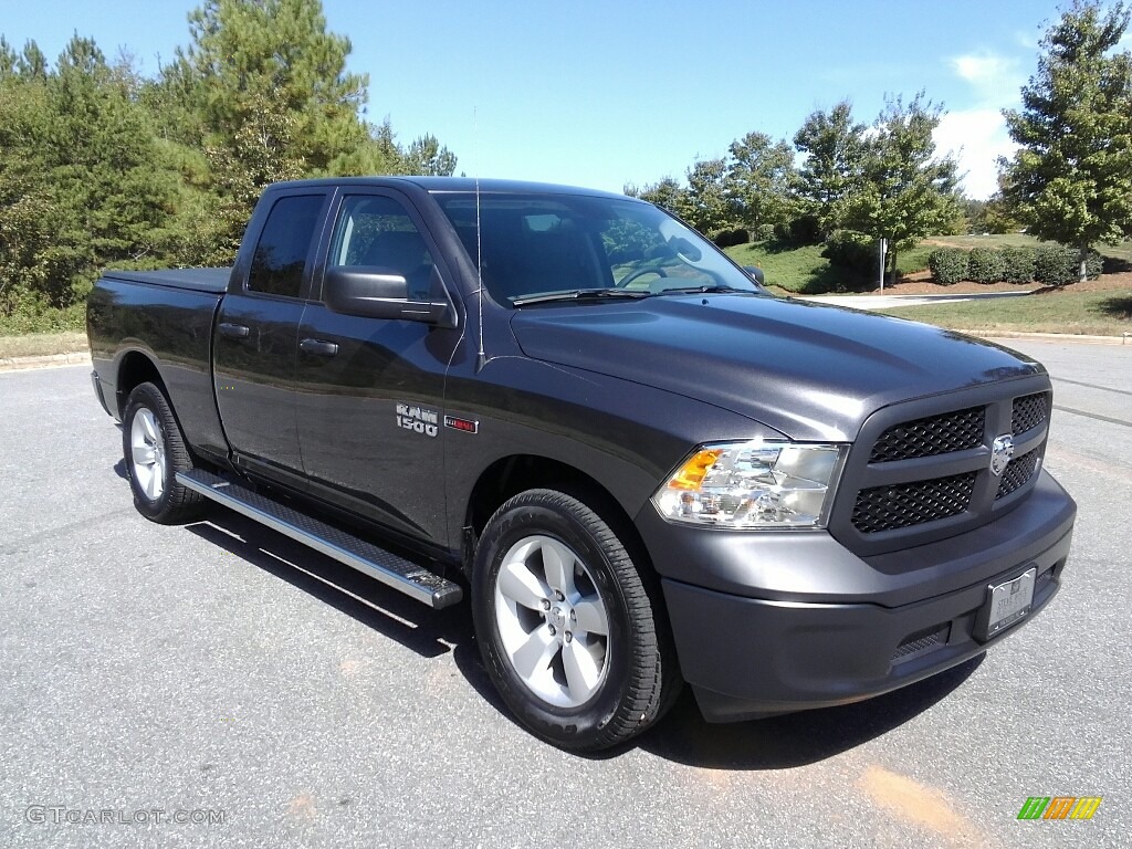 2017 Ram 1500 HFE Quad Cab Exterior Photos