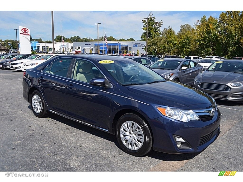 2014 Camry LE - Parisian Night Pearl / Ivory photo #1