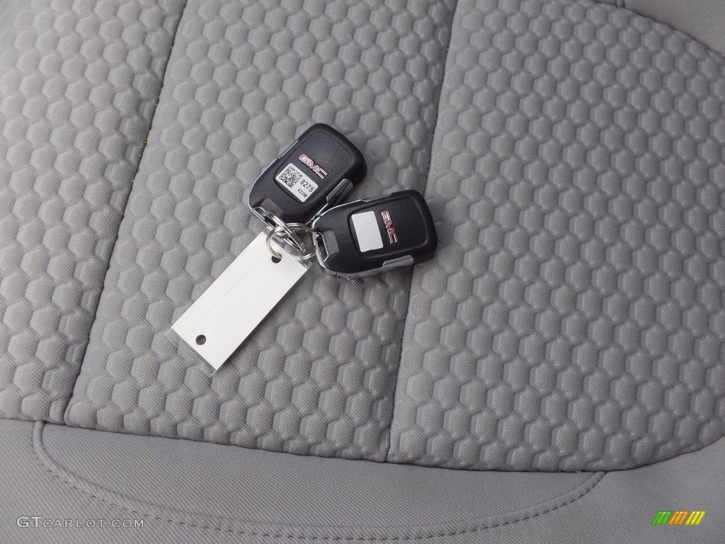 2017 GMC Acadia SLE Keys Photos