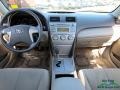 Desert Sand Mica - Camry LE Photo No. 18