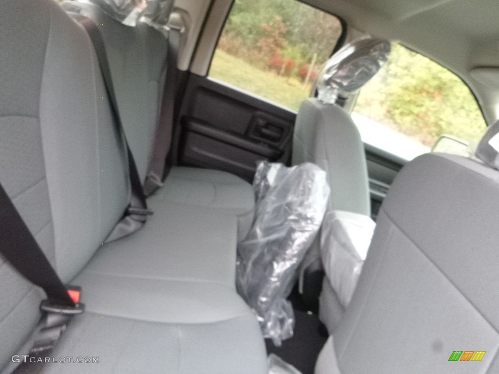 2018 1500 Express Quad Cab 4x4 - Granite Crystal Metallic / Black/Diesel Gray photo #13