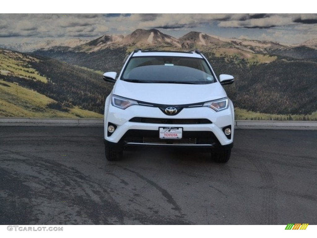 2018 RAV4 XLE AWD - Super White / Black photo #2