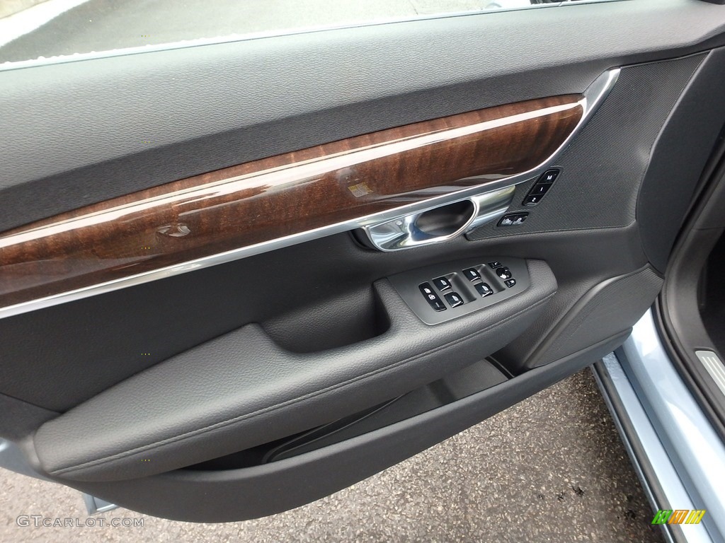 2017 Volvo S90 T5 Charcoal Door Panel Photo #123156435