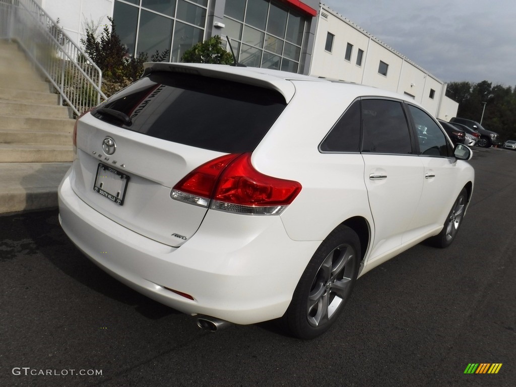 2011 Venza V6 AWD - Blizzard Pearl White / Light Gray photo #10