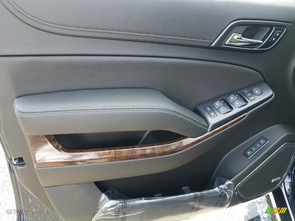 2018 Chevrolet Suburban LT 4WD Jet Black Door Panel Photo #123162906