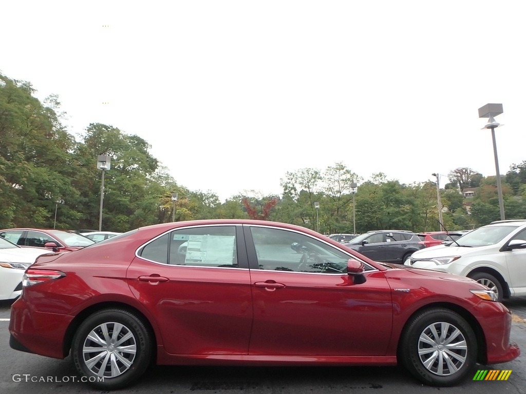 2018 Camry Hybrid LE - Ruby Flare Pearl / Black photo #2