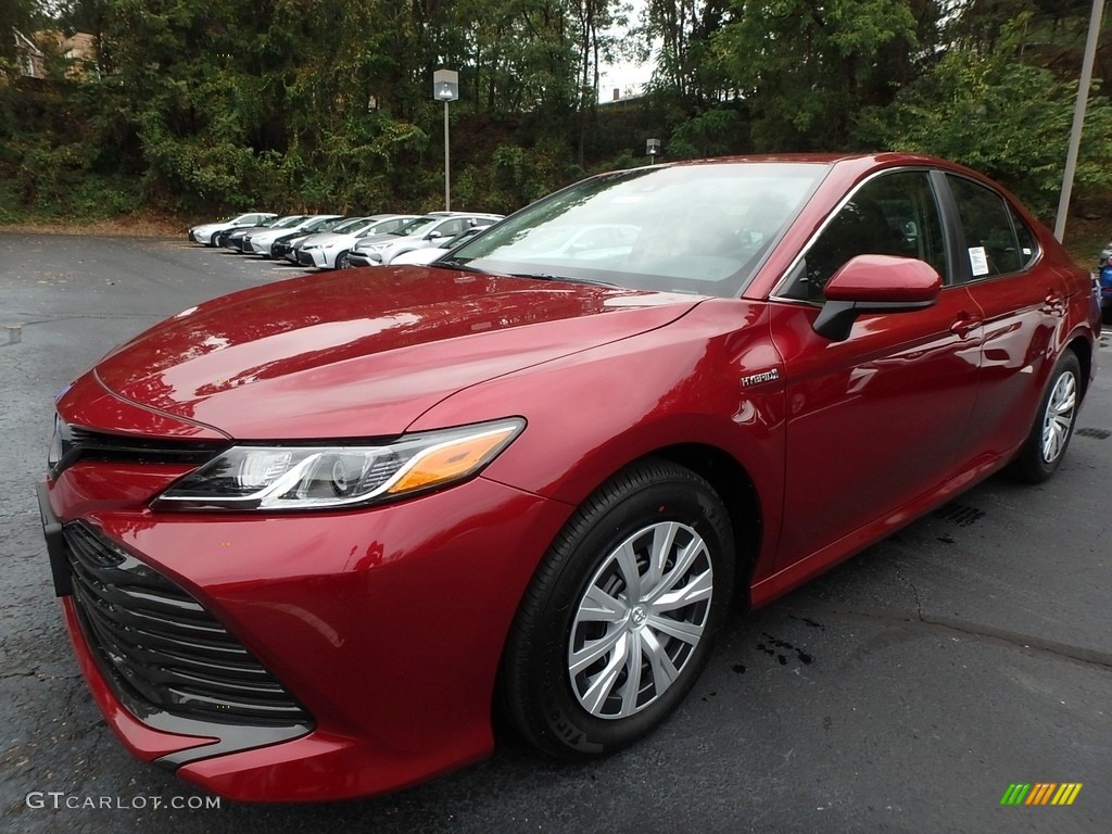 2018 Camry Hybrid LE - Ruby Flare Pearl / Black photo #4