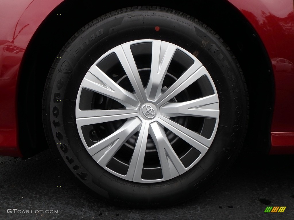 2018 Camry Hybrid LE - Ruby Flare Pearl / Black photo #5