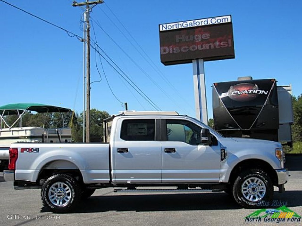 2017 F250 Super Duty XL Crew Cab 4x4 - Ingot Silver / Medium Earth Gray photo #6