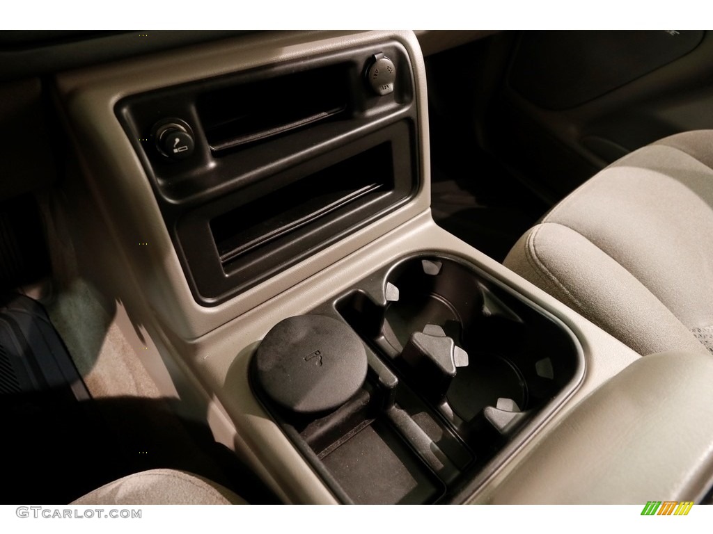 2005 Tahoe LS 4x4 - Silver Birch Metallic / Gray/Dark Charcoal photo #11