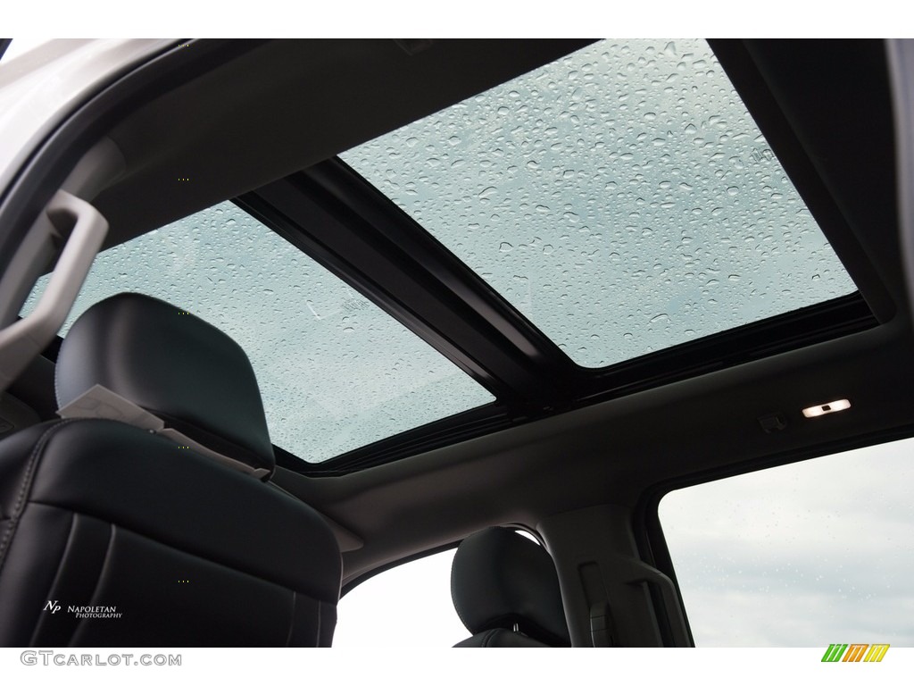 2018 F150 Lariat SuperCrew 4x4 - White Platinum / Black photo #17