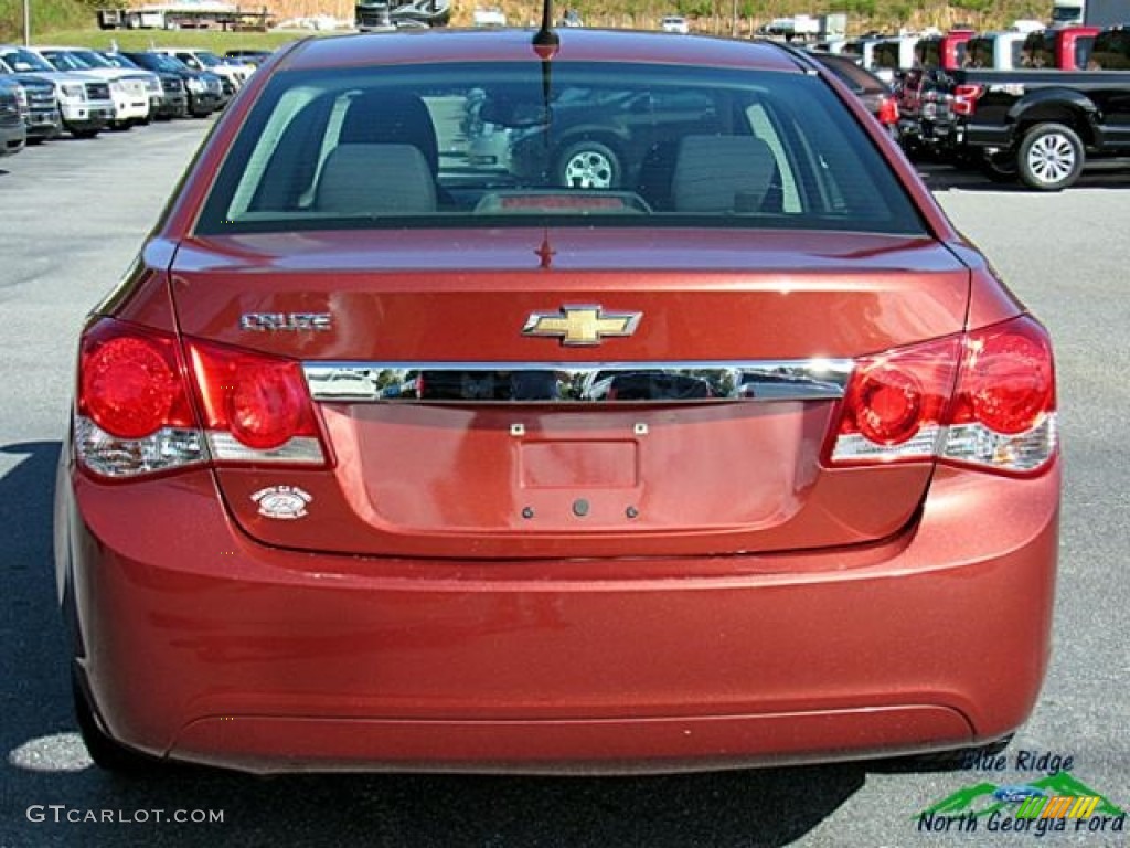 2013 Cruze LS - Autumn Metallic / Jet Black/Medium Titanium photo #4