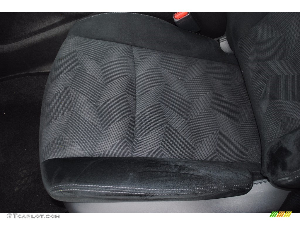 2015 Rogue SV - Super Black / Charcoal photo #12