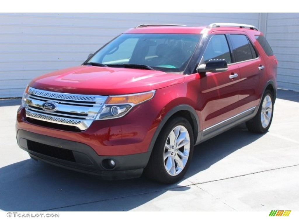 2013 Explorer XLT - Ruby Red Metallic / Charcoal Black photo #3
