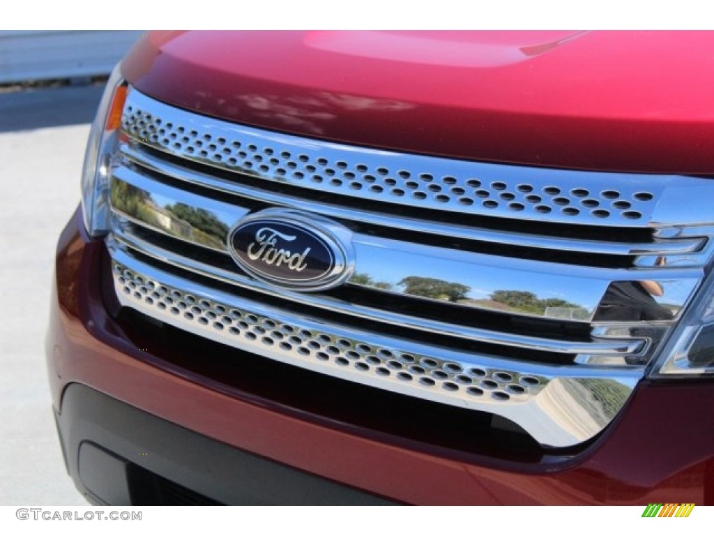 2013 Explorer XLT - Ruby Red Metallic / Charcoal Black photo #4