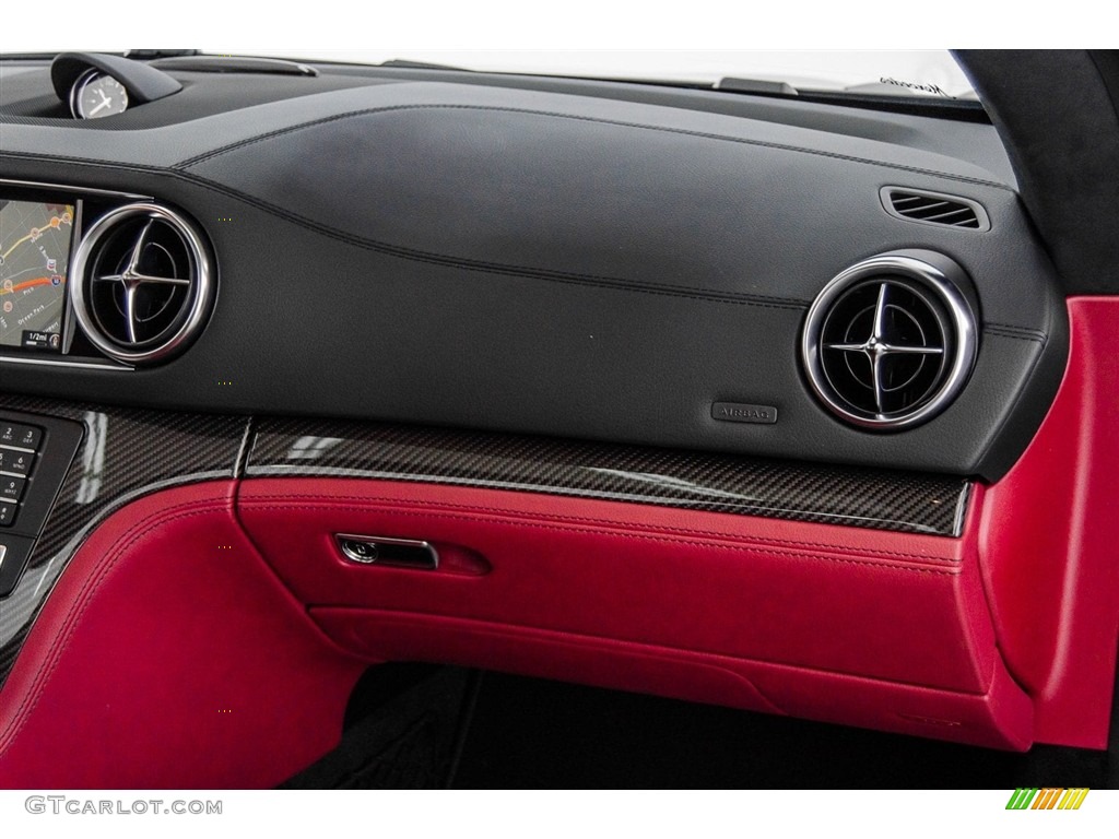 2018 Mercedes-Benz SL 63 AMG Roadster Bengal Red/Black Dashboard Photo #123192629