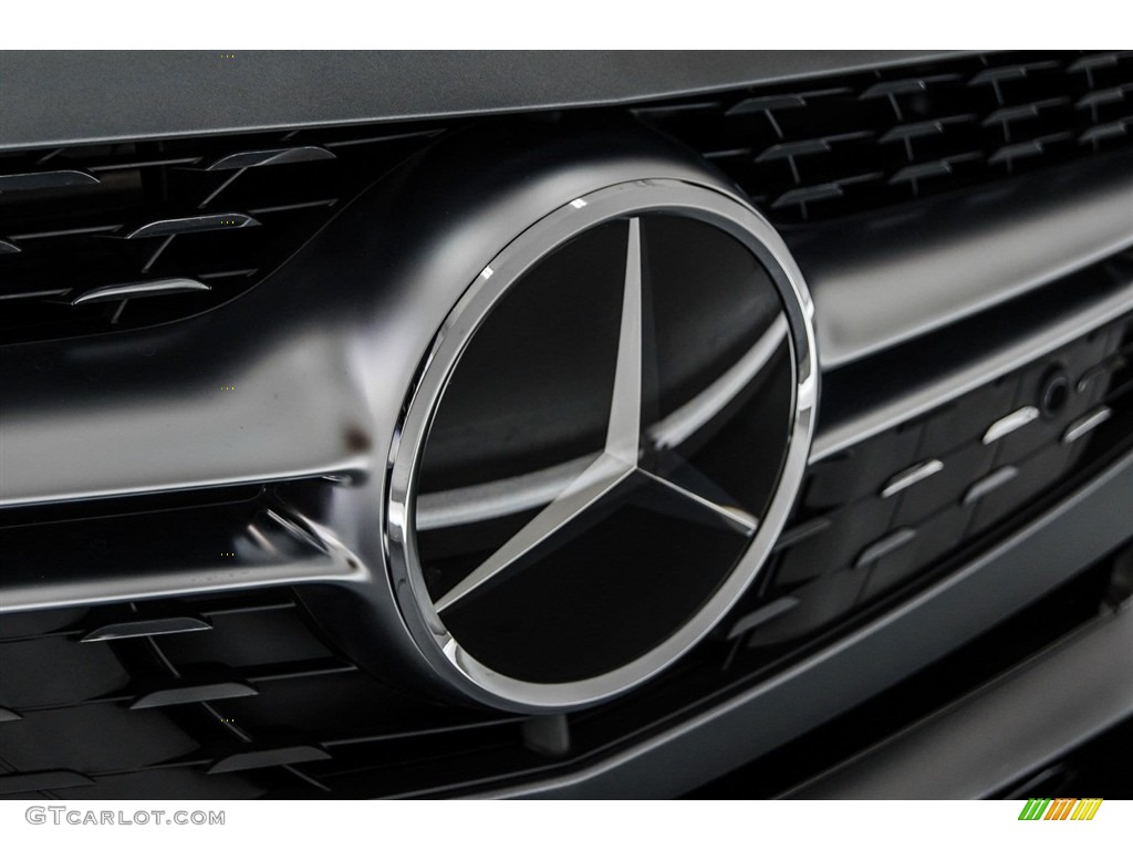 2018 Mercedes-Benz SL 63 AMG Roadster Marks and Logos Photo #123192722