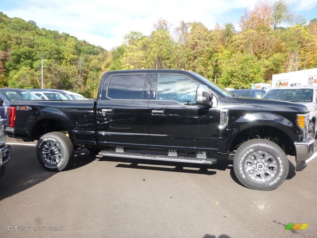 2017 F250 Super Duty Lariat Crew Cab 4x4 - Shadow Black / Black photo #1