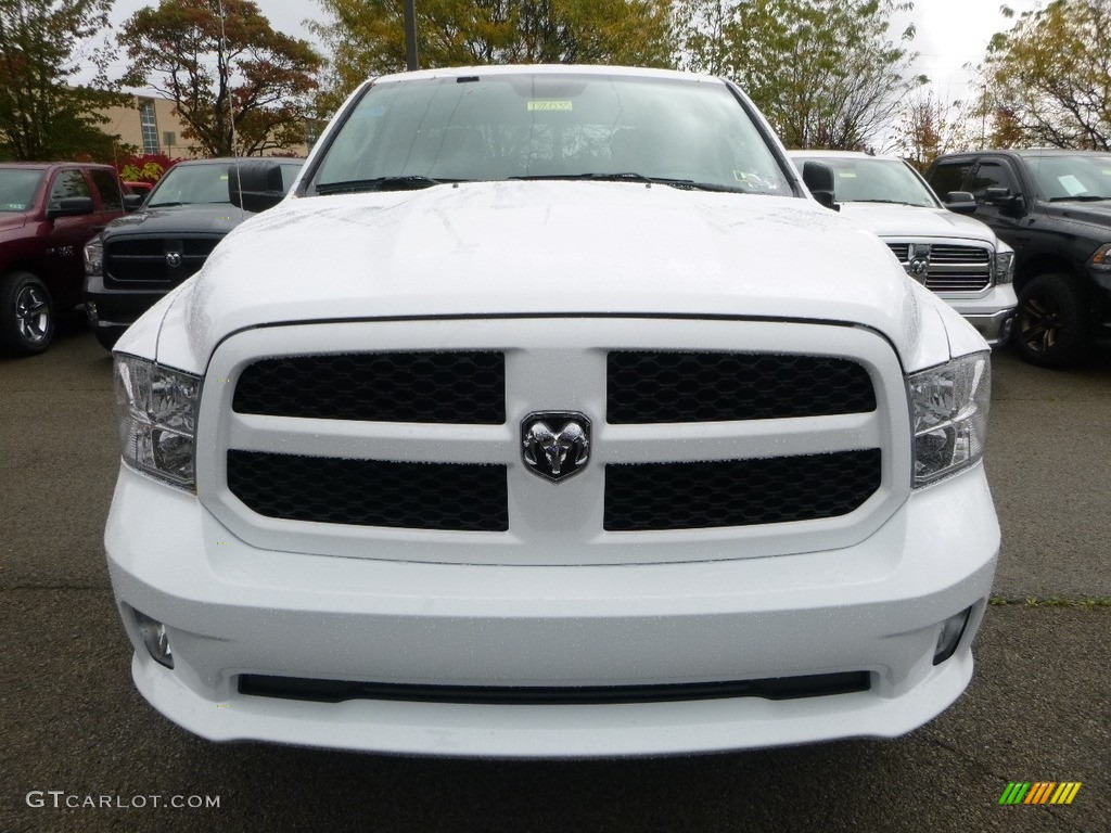 2018 1500 Express Quad Cab 4x4 - Bright White / Black/Diesel Gray photo #8