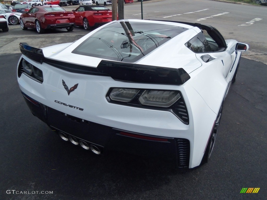 2017 Corvette Z06 Coupe - Arctic White / Adrenaline Red photo #11