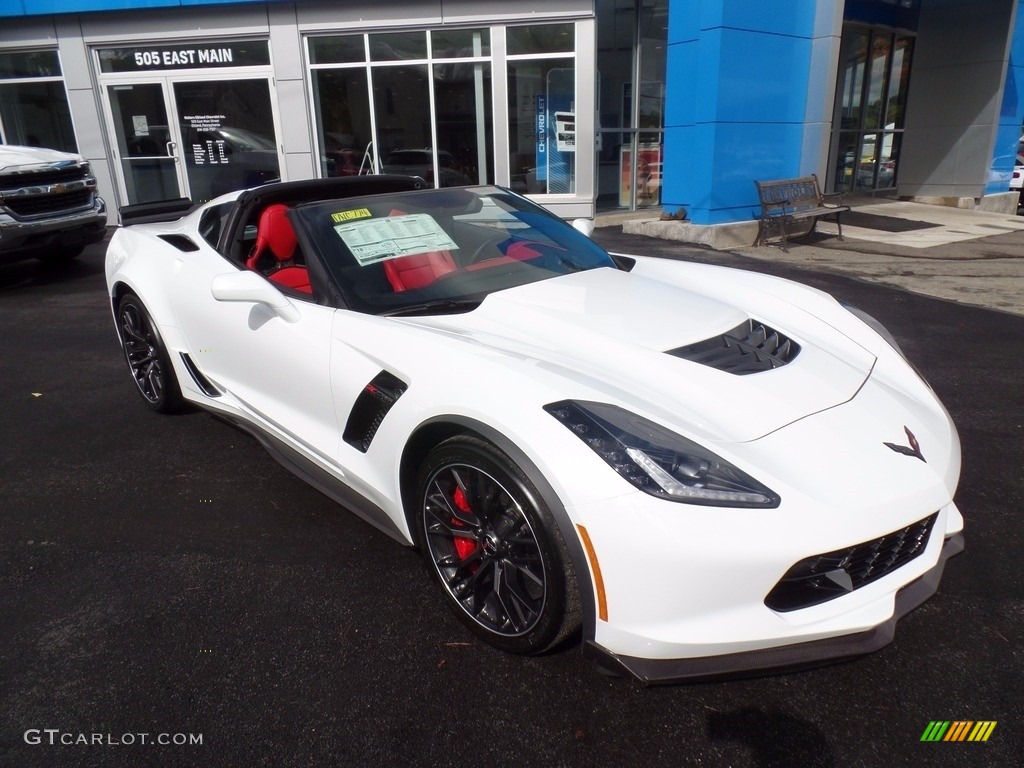 2017 Corvette Z06 Coupe - Arctic White / Adrenaline Red photo #15