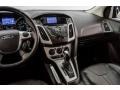 Tuxedo Black - Focus SE Sedan Photo No. 4