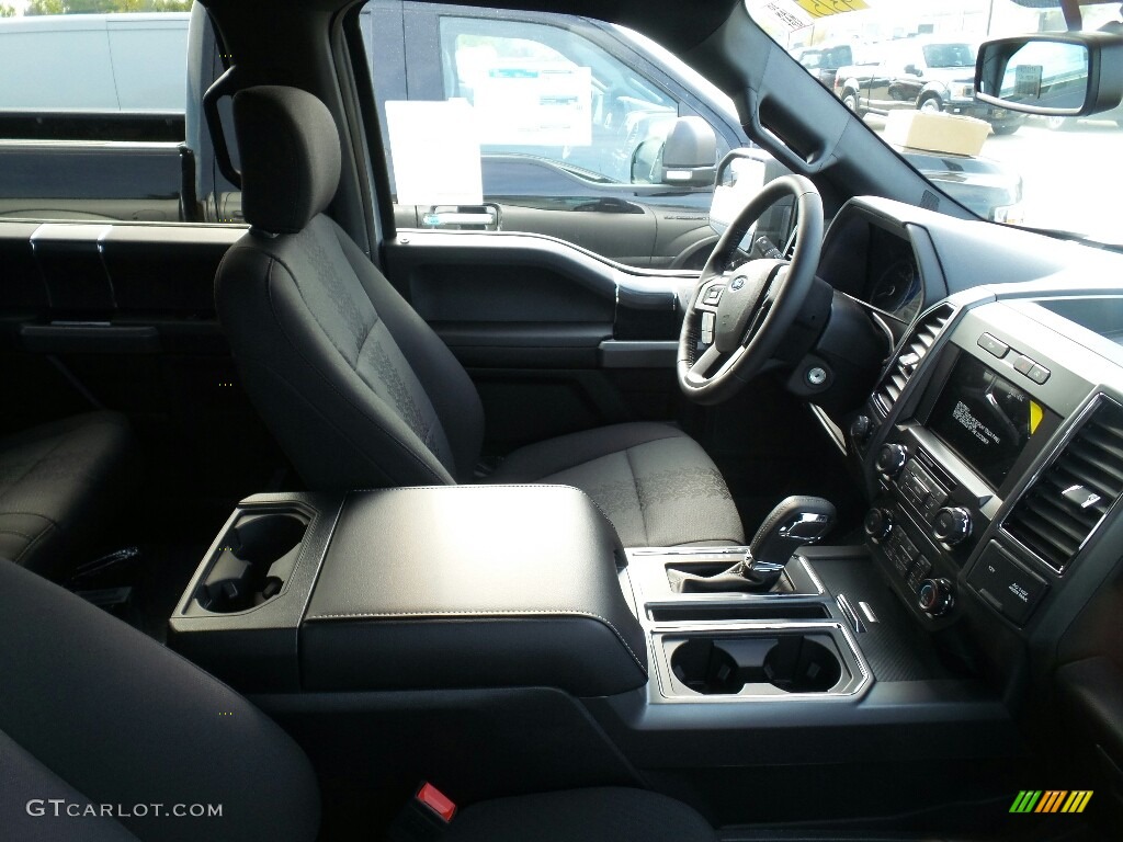 2018 F150 XLT SuperCrew 4x4 - Ingot Silver / Black photo #4