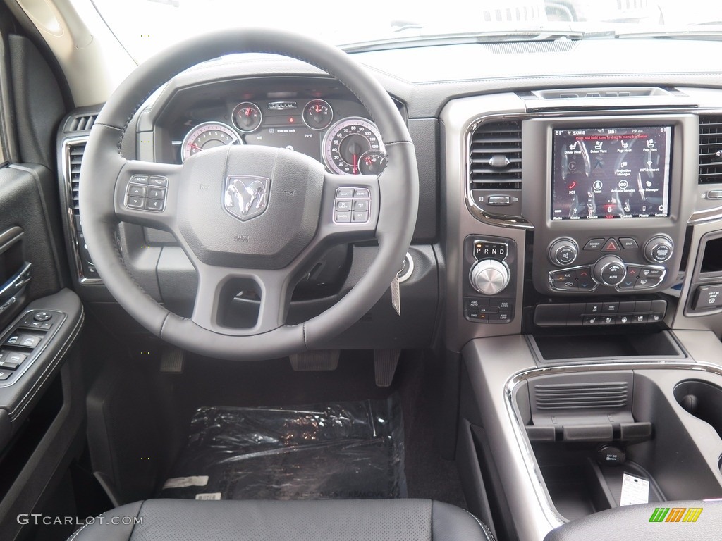 2018 1500 Night Crew Cab 4x4 - Granite Crystal Metallic / Black photo #8
