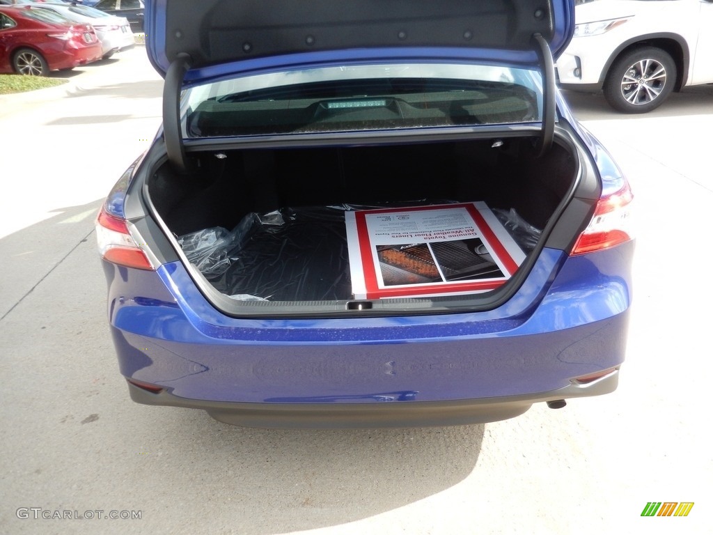 2018 Camry LE - Blue Crush Metallic / Black photo #6