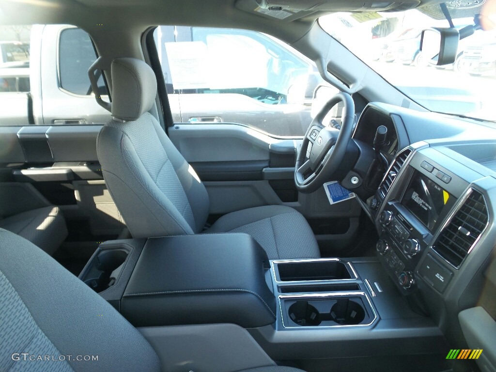 2018 F150 XLT SuperCrew 4x4 - Shadow Black / Earth Gray photo #4