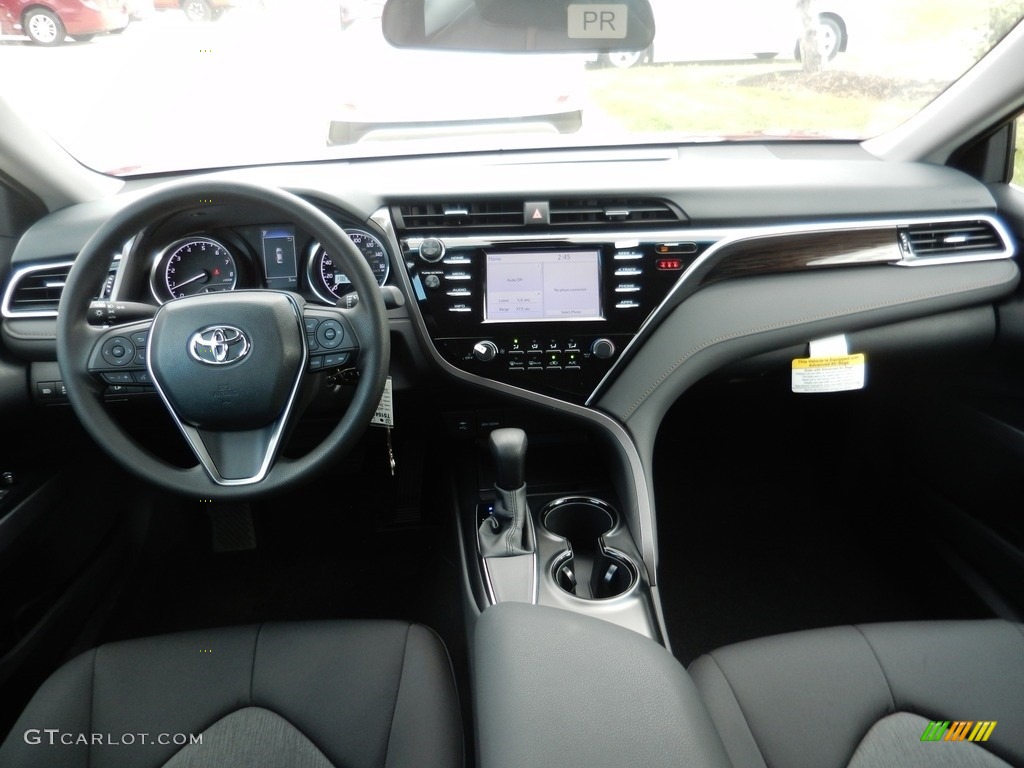 2018 Camry LE - Ruby Flare Pearl / Black photo #5