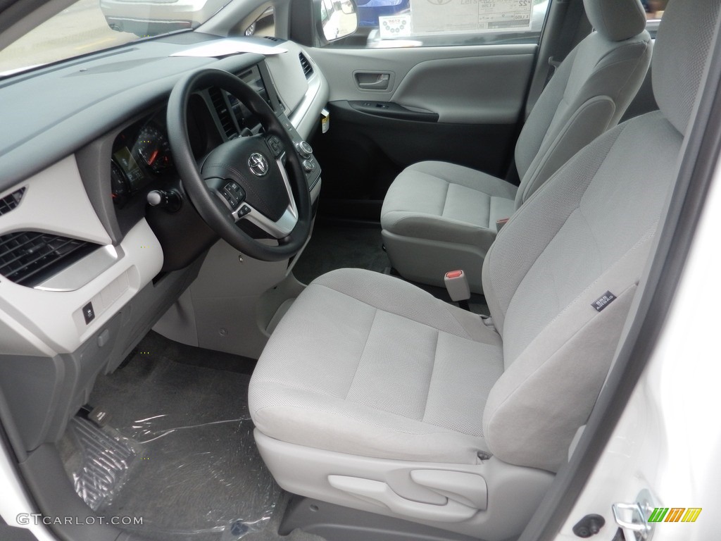 2017 Sienna L - Super White / Ash photo #3