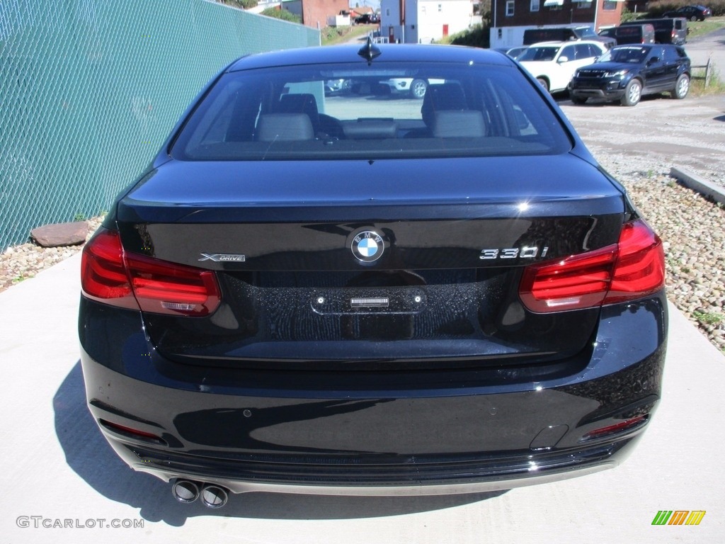 2018 3 Series 330i xDrive Sedan - Jet Black / Black photo #4