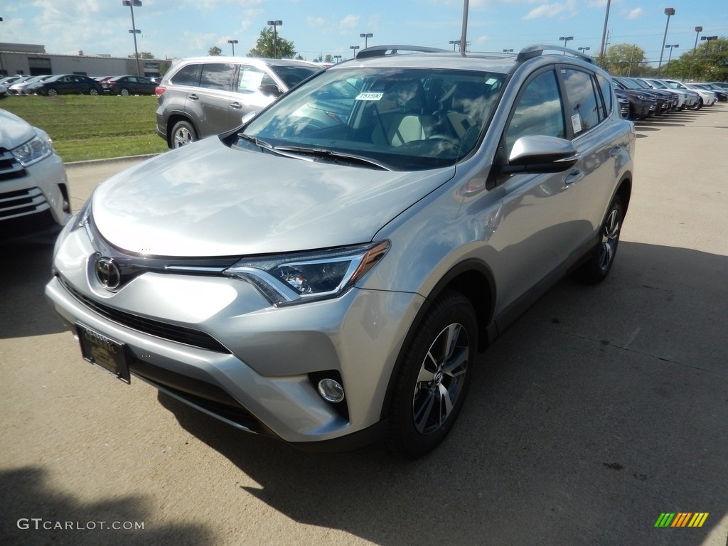 2018 RAV4 XLE AWD - Silver Sky Metallic / Ash photo #1