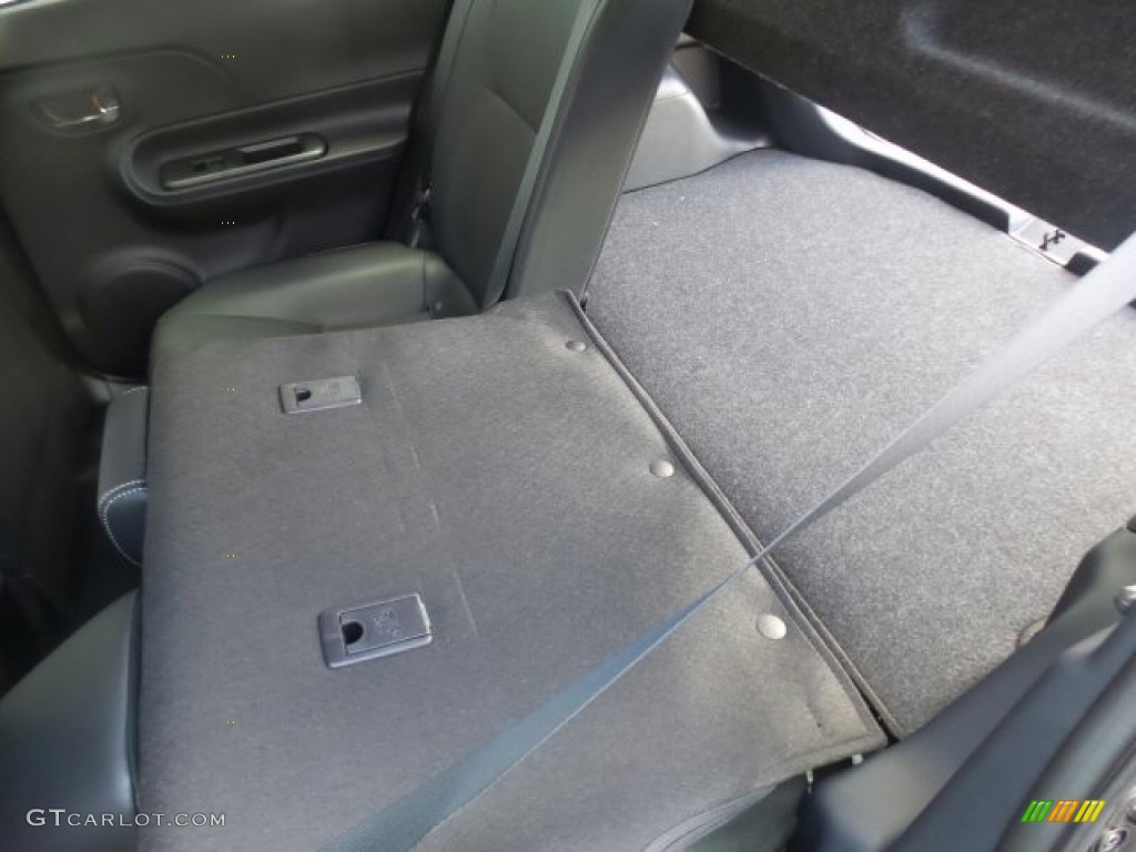 2018 Prius c Four - Magnetic Gray Metallic / Black photo #12