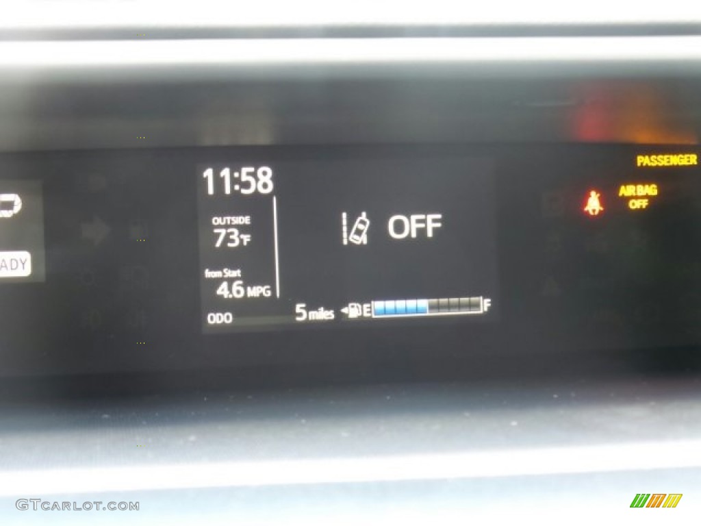 2018 Prius c Four - Magnetic Gray Metallic / Black photo #17