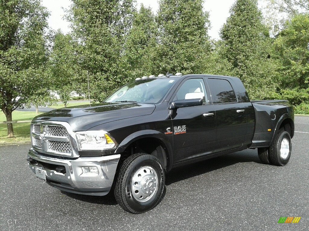 Brilliant Black Crystal Pearl 2018 Ram 3500 Laramie Mega Cab 4x4 Dual Rear Wheel Exterior Photo #123231334