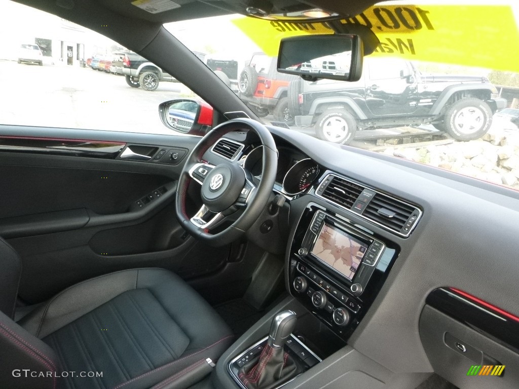 Titan Black Interior 2016 Volkswagen Jetta GLI SEL Photo #123231810