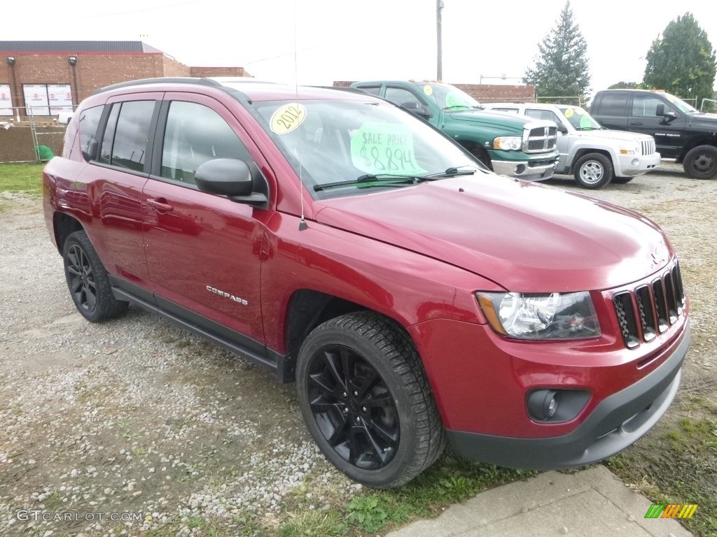 2012 Compass Latitude 4x4 - Deep Cherry Red Crystal Pearl / Dark Slate Gray/Light Pebble Beige photo #7