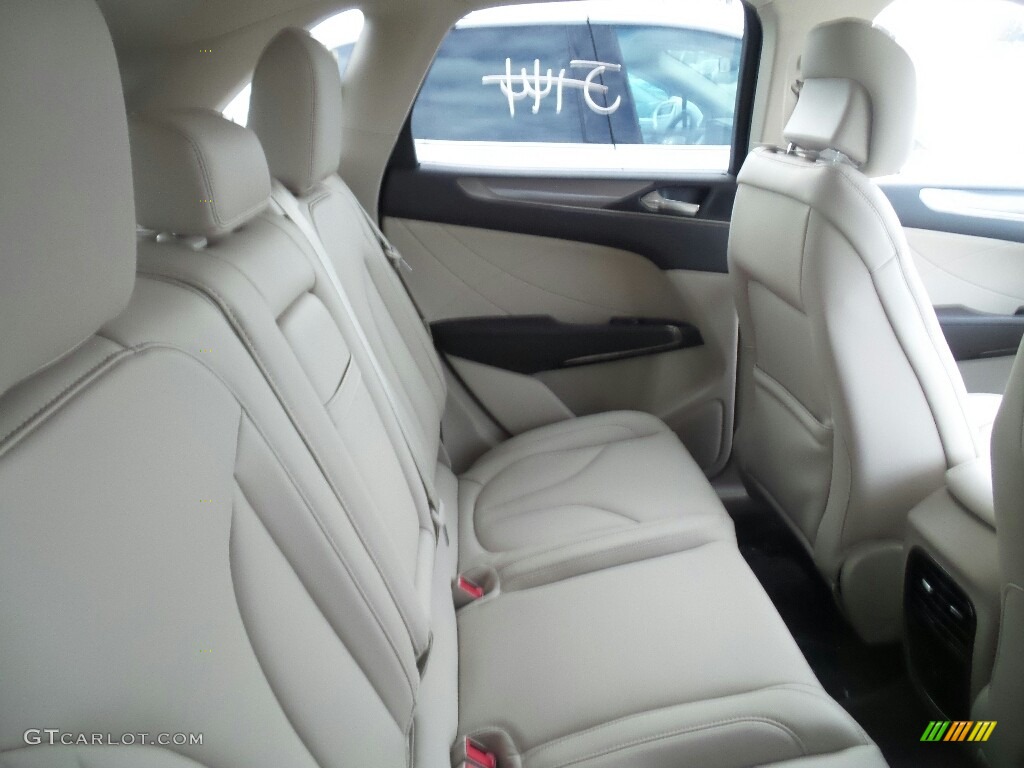 2018 Lincoln MKC Premier Rear Seat Photo #123233596
